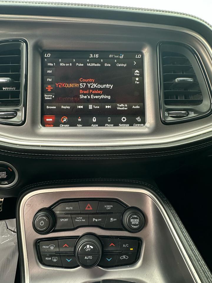 Dodge Challenger R/T RWD 2022