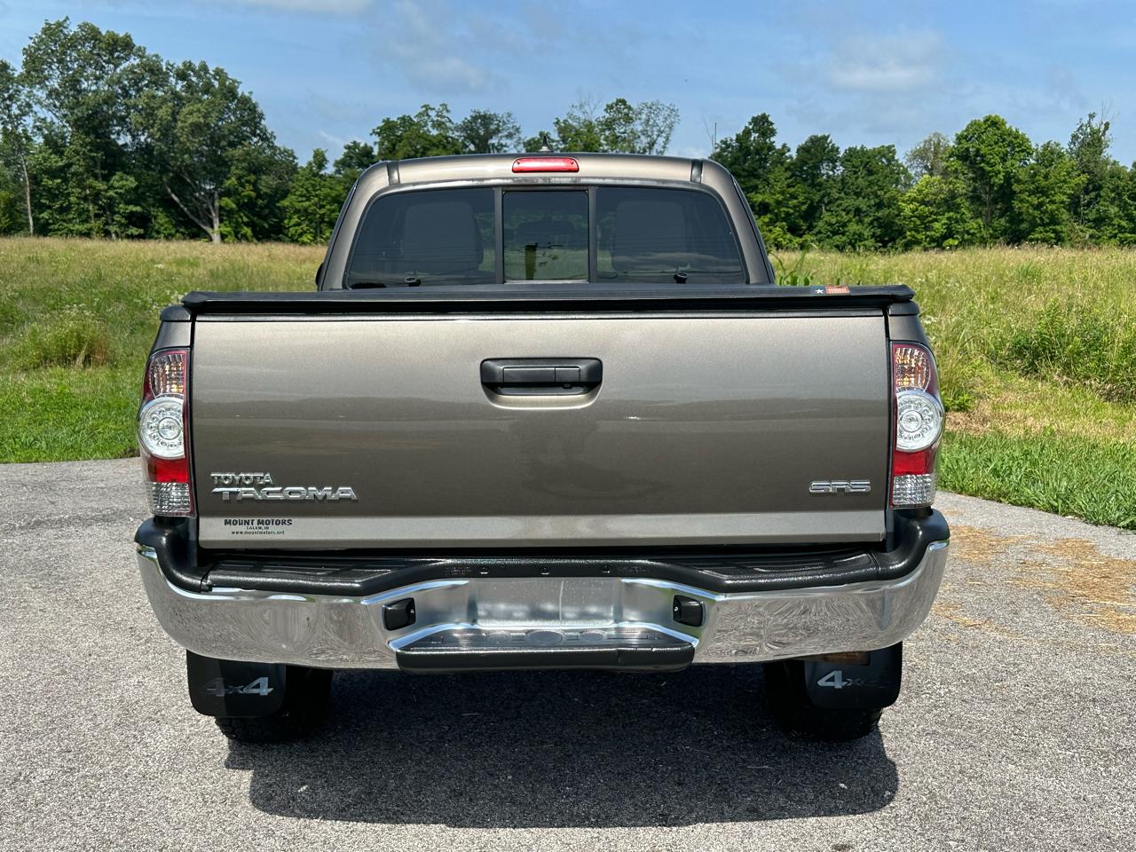 Toyota Tacoma 4WD Access Cab I4 MT (Natl) 2014