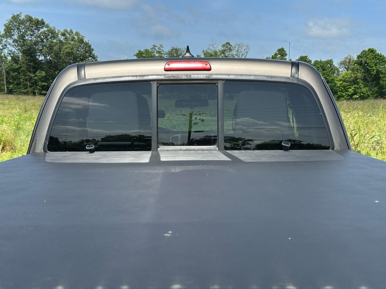 Toyota Tacoma 4WD Access Cab I4 MT (Natl) 2014