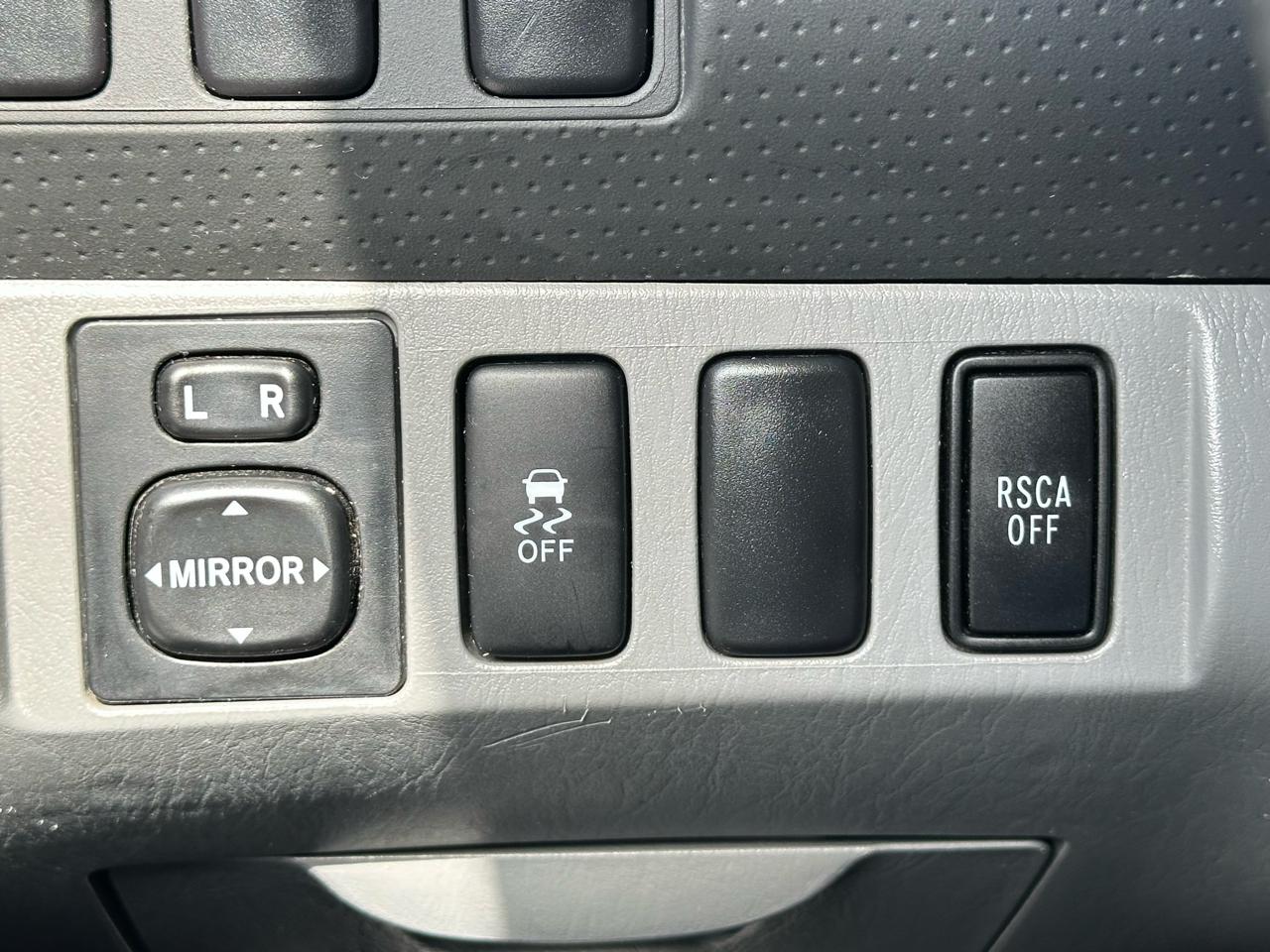 Toyota Tacoma 4WD Access Cab I4 MT (Natl) 2014