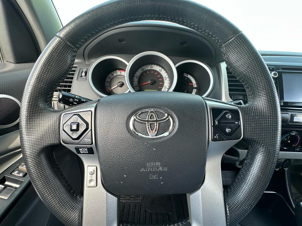 Toyota Tacoma 4WD Access Cab I4 MT (Natl) 2014
