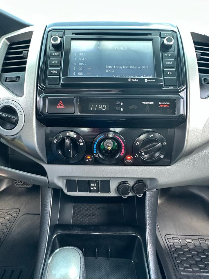 Toyota Tacoma 4WD Access Cab I4 MT (Natl) 2014
