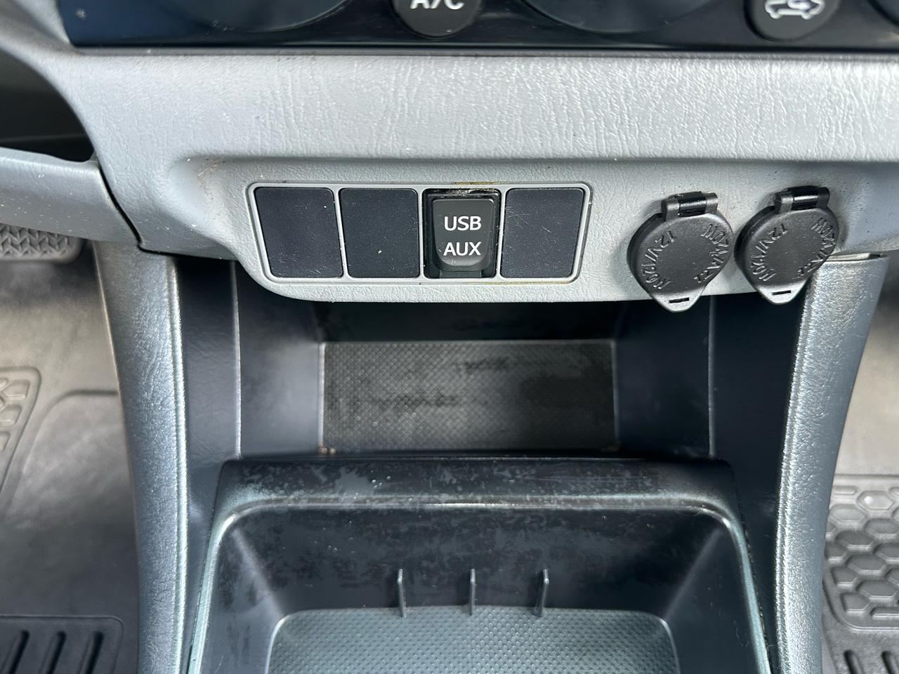 Toyota Tacoma 4WD Access Cab I4 MT (Natl) 2014