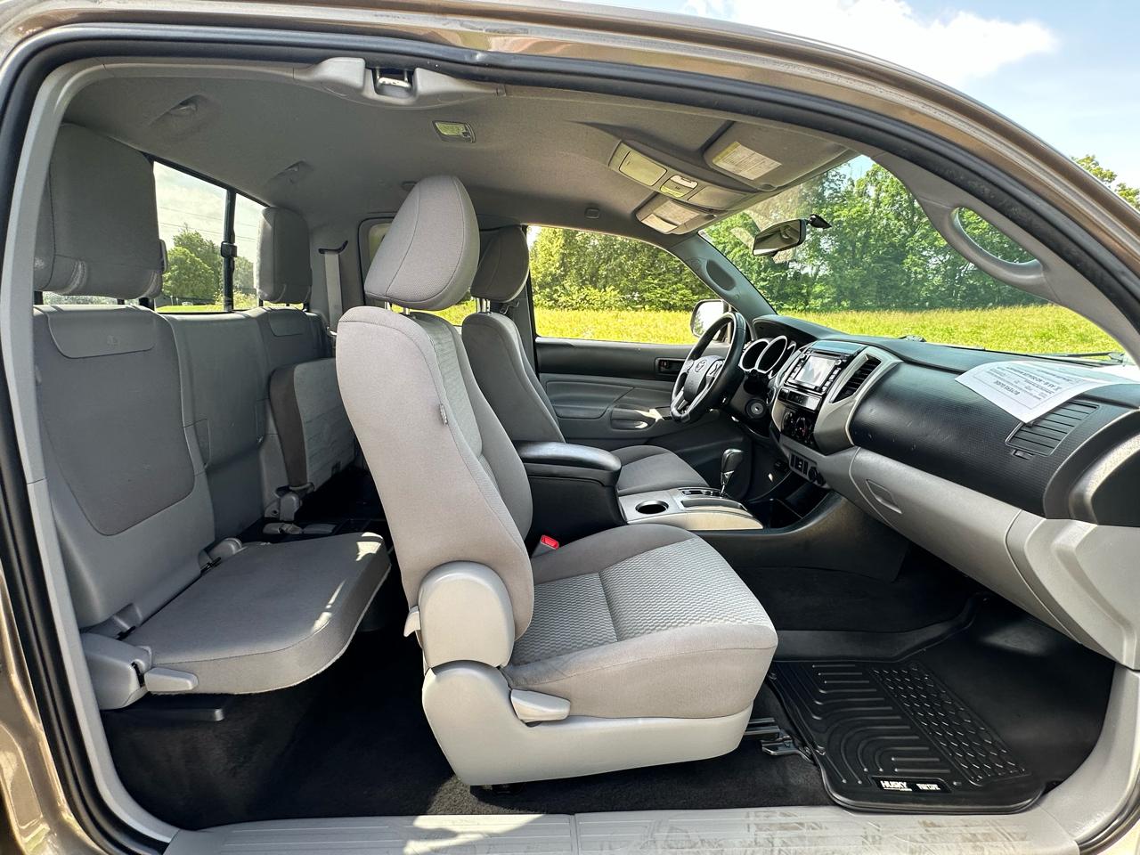 Toyota Tacoma 4WD Access Cab I4 MT (Natl) 2014