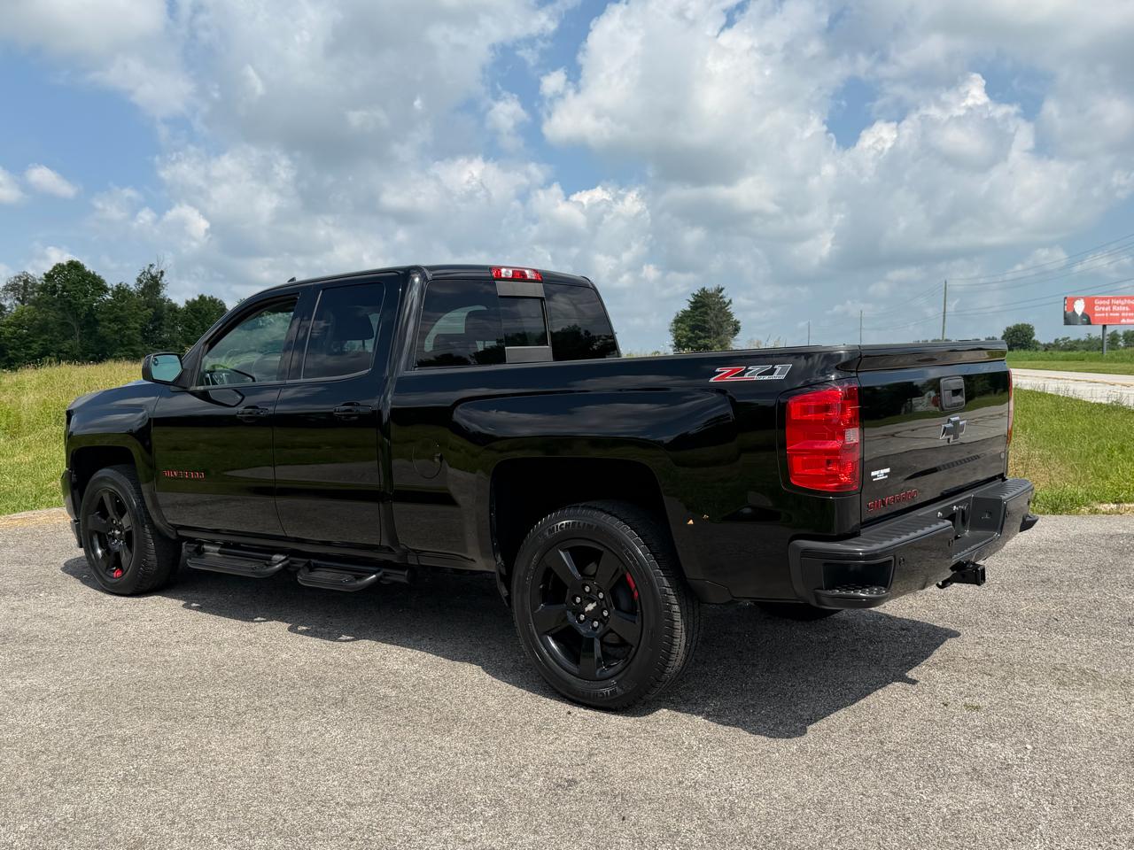 Chevrolet Silverado 1500 4WD Double Cab 143.5" LT w/2LT 2017