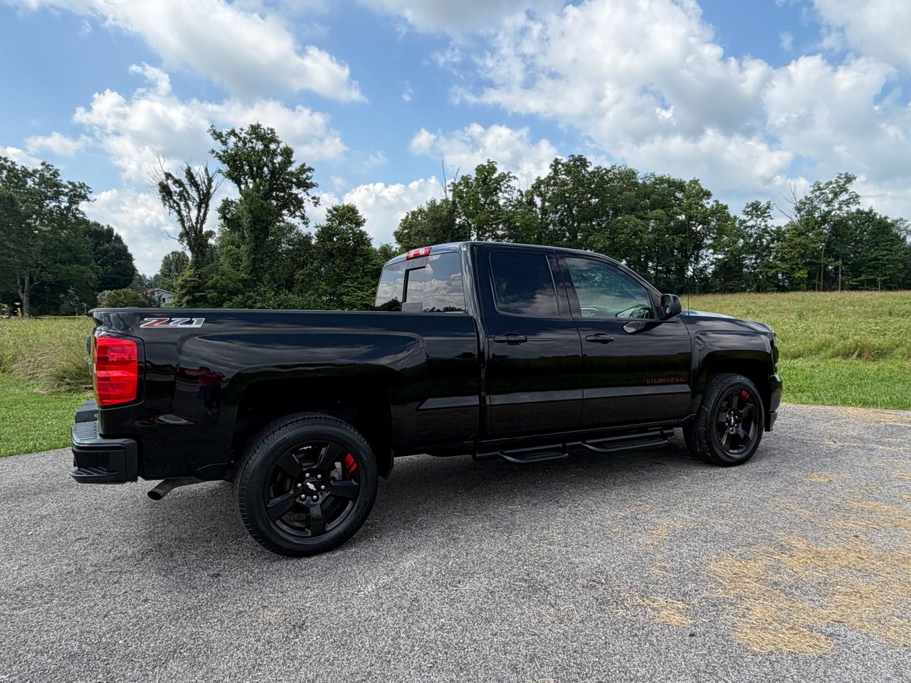 Chevrolet Silverado 1500 4WD Double Cab 143.5" LT w/2LT 2017