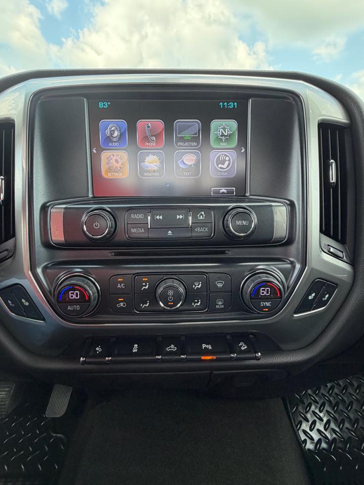 Chevrolet Silverado 1500 4WD Double Cab 143.5" LT w/2LT 2017