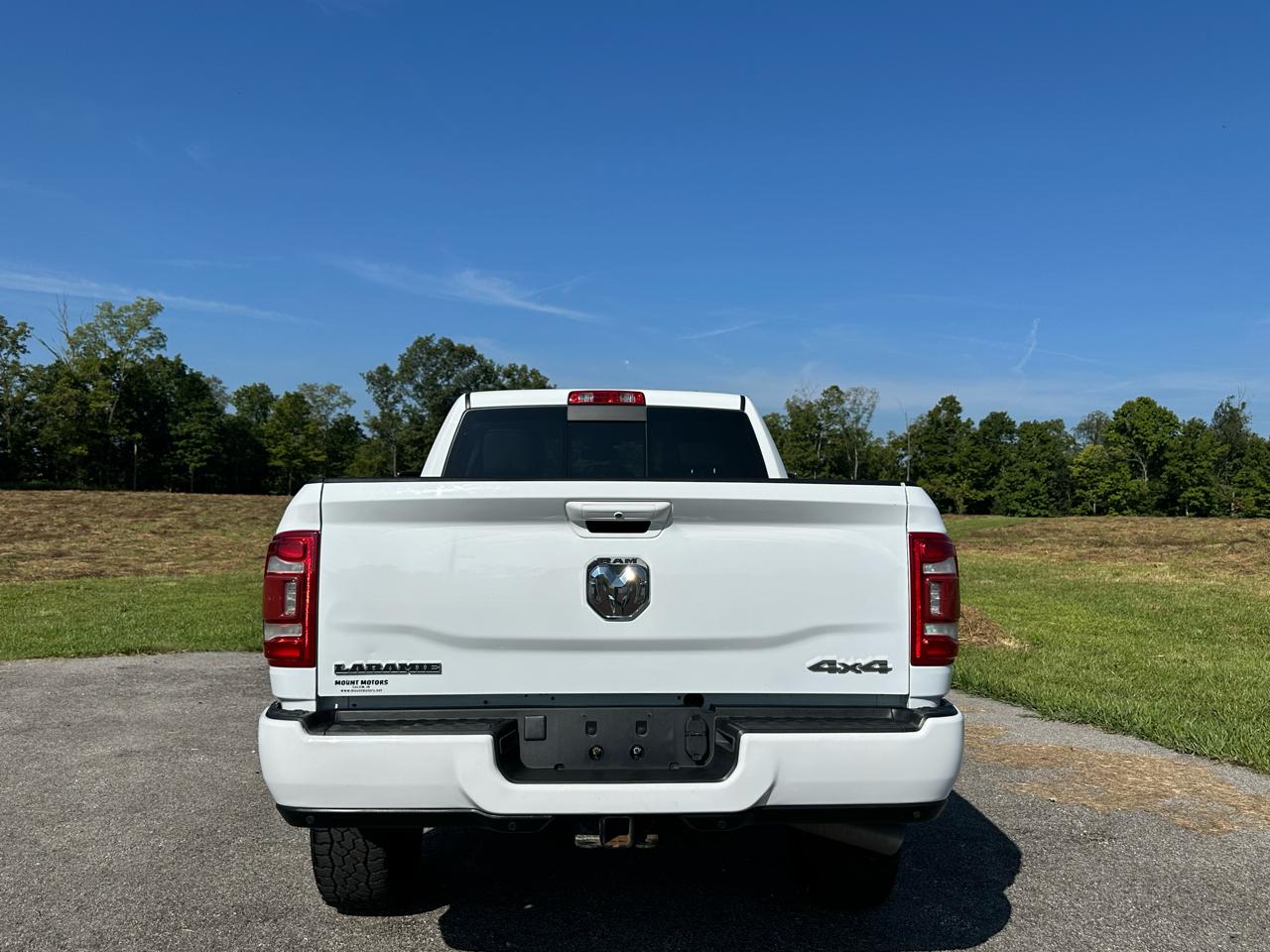 RAM 2500 Laramie 4x4 Crew Cab 6'4" Box 2024