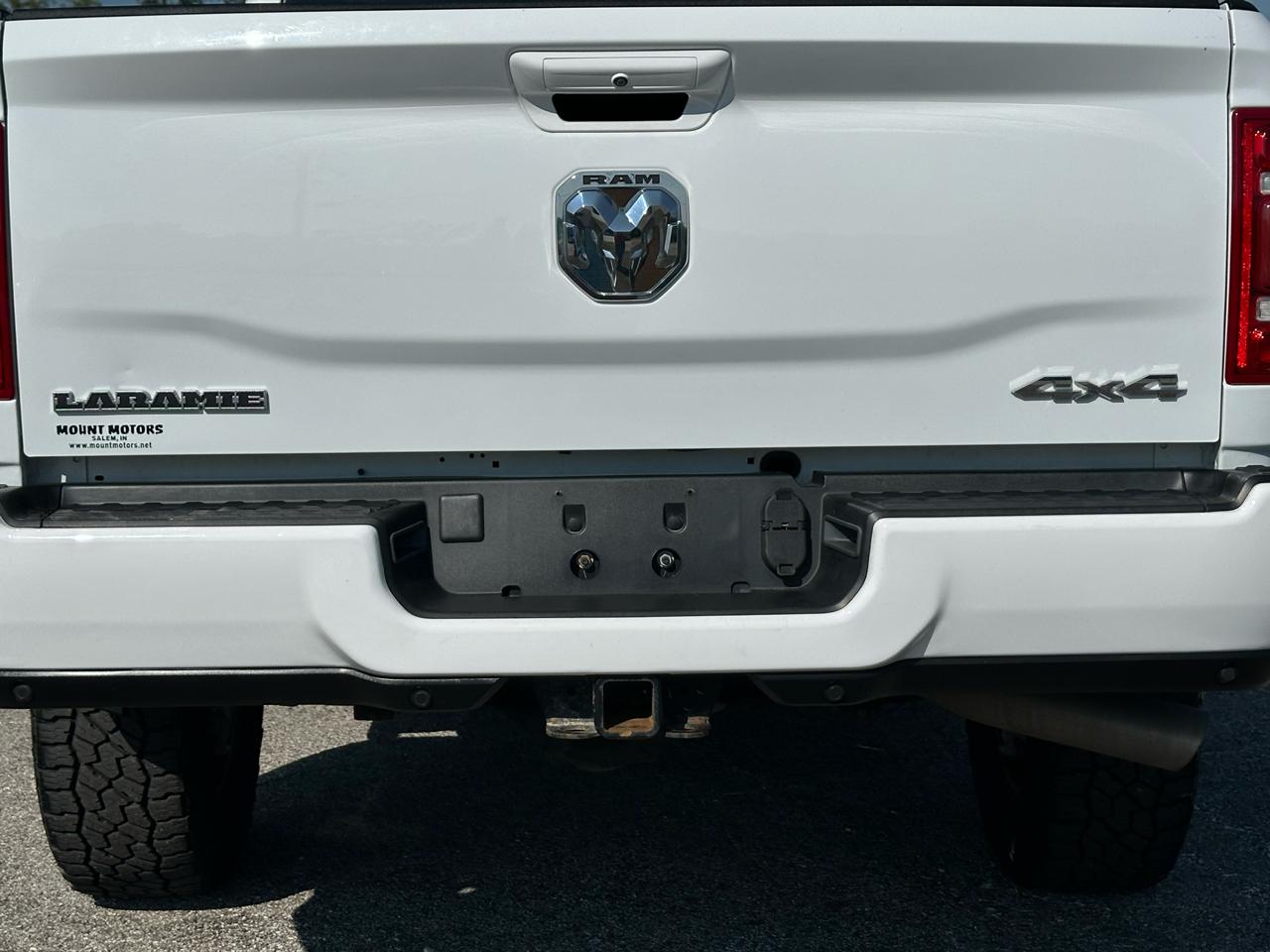 RAM 2500 Laramie 4x4 Crew Cab 6'4" Box 2024
