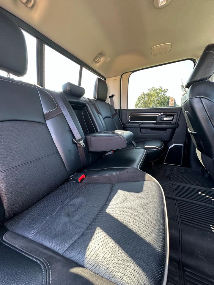 RAM 2500 Laramie 4x4 Crew Cab 6'4" Box 2024