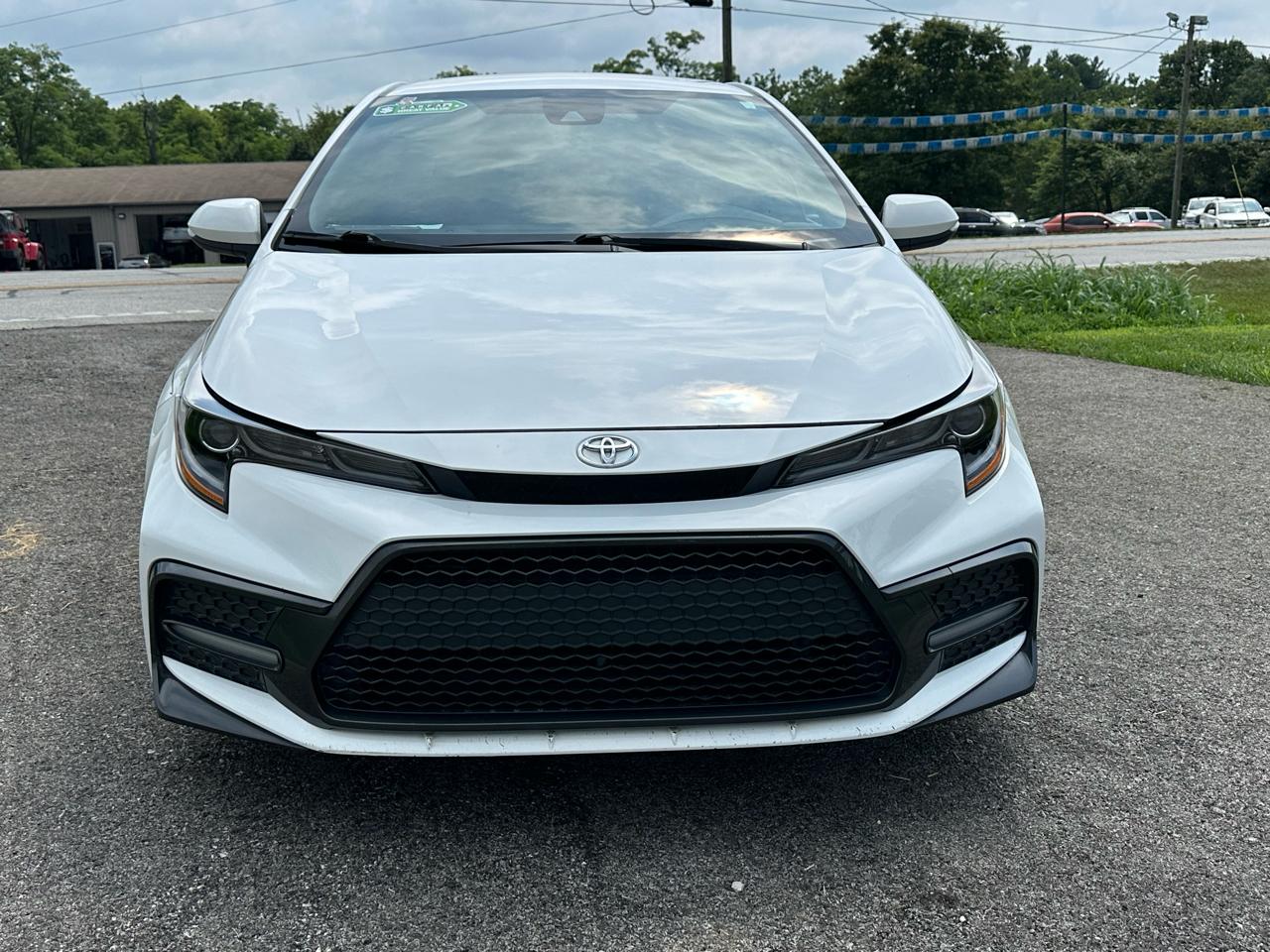 Toyota Corolla SE Nightshade CVT (Natl) 2022