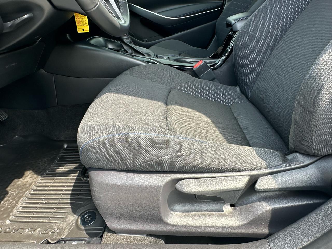 Toyota Corolla SE Nightshade CVT (Natl) 2022