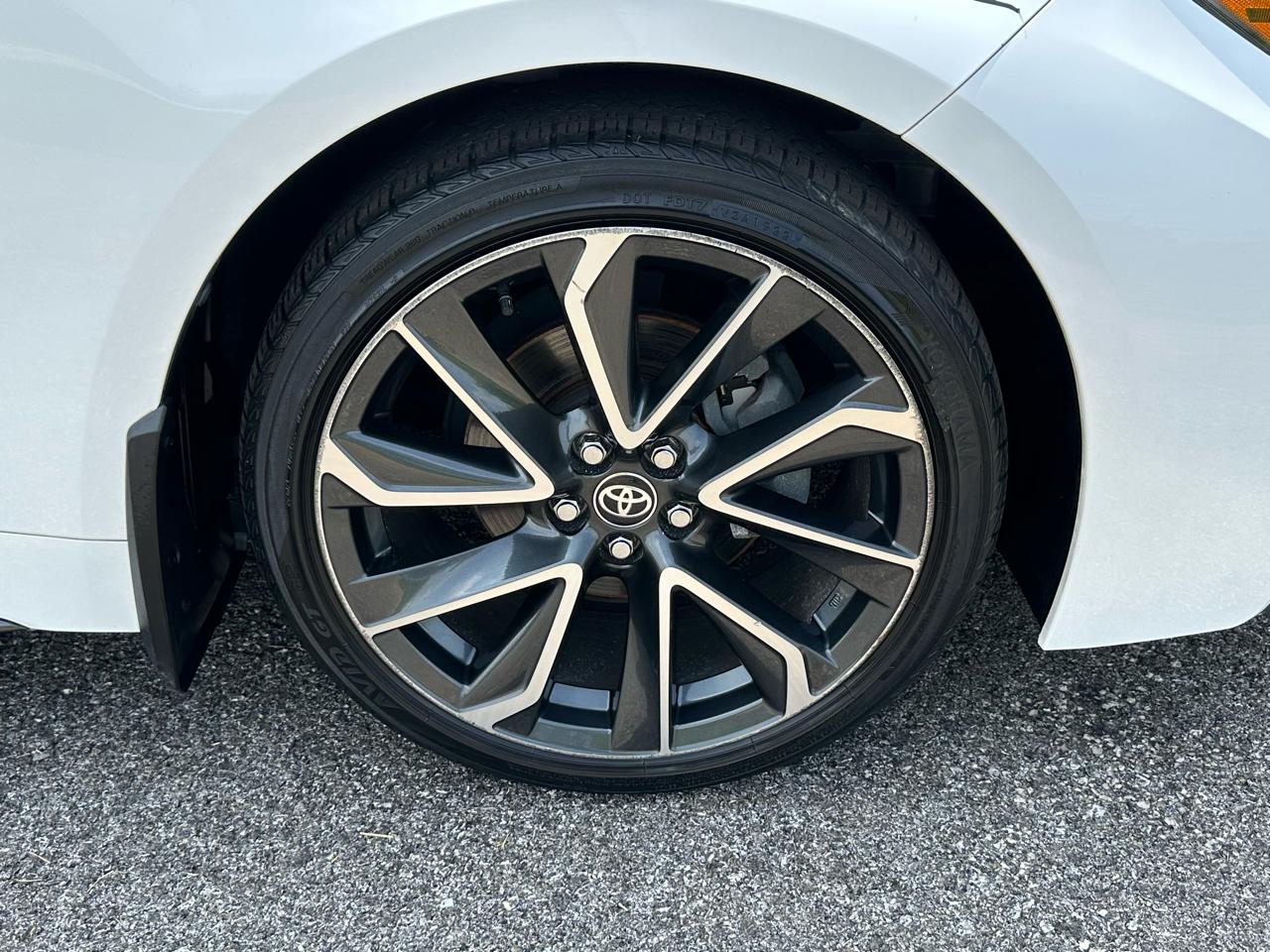 Toyota Corolla SE Nightshade CVT (Natl) 2022