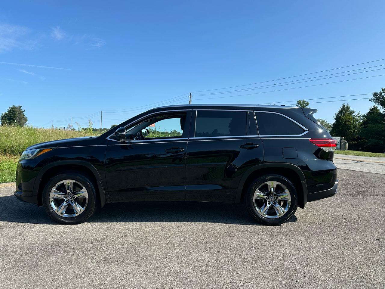 Toyota Highlander Limited V6 AWD (Natl) 2019