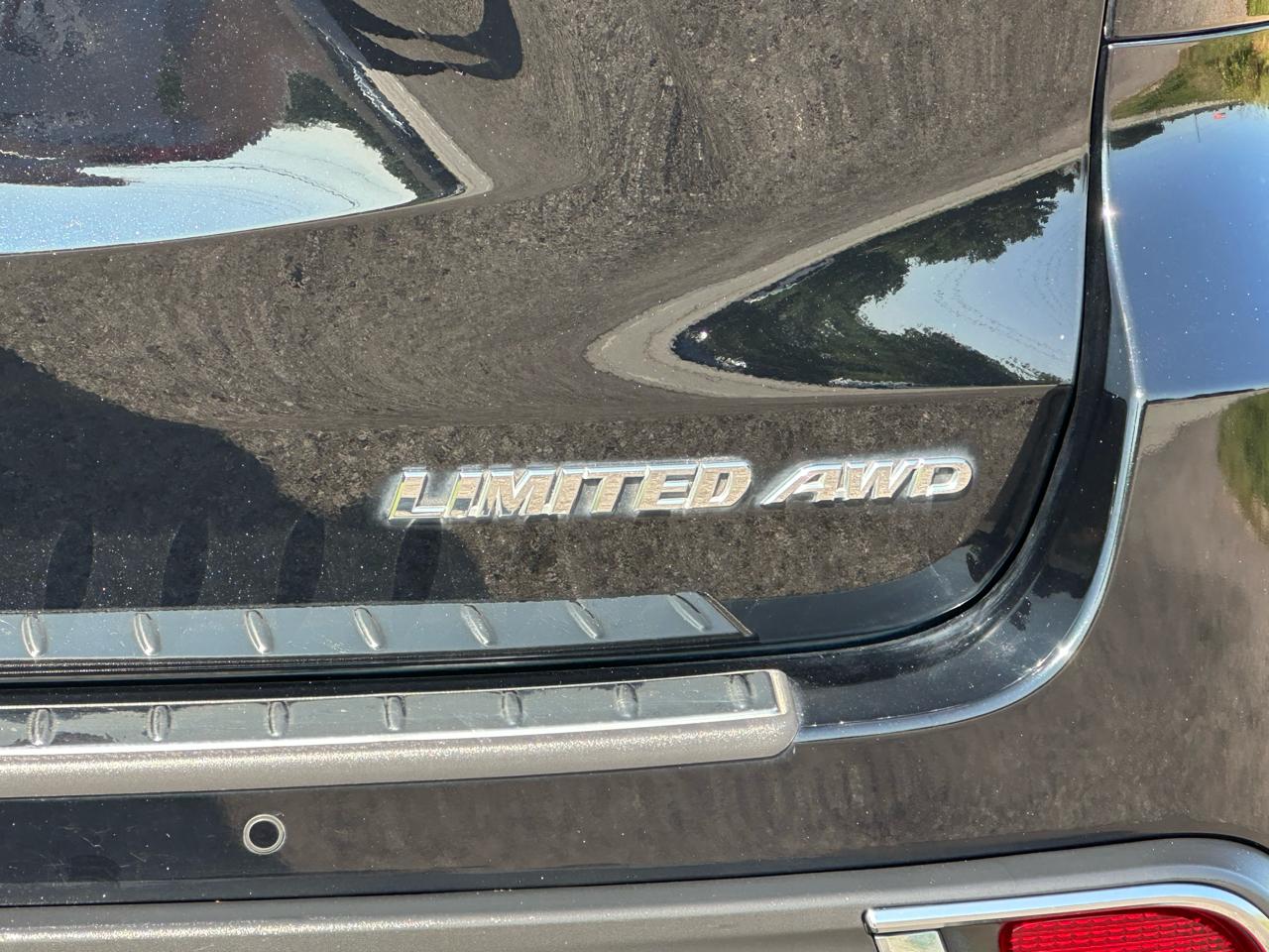 Toyota Highlander Limited V6 AWD (Natl) 2019