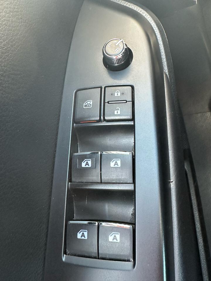Toyota Highlander Limited V6 AWD (Natl) 2019