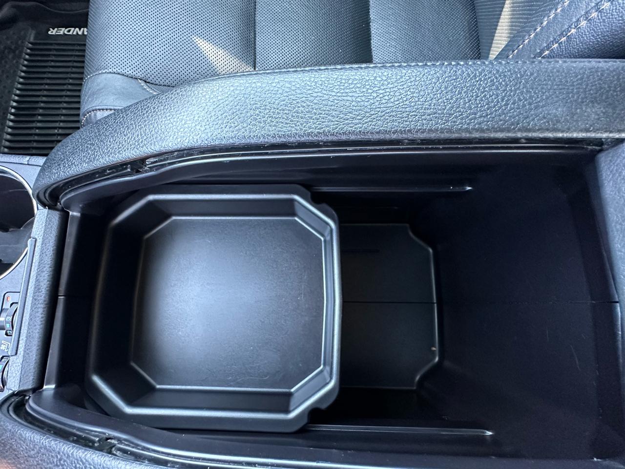 Toyota Highlander Limited V6 AWD (Natl) 2019
