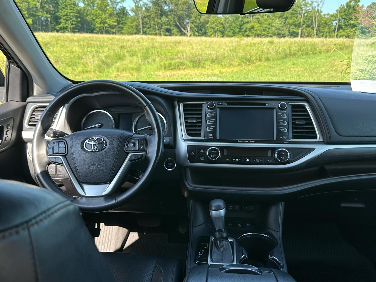 Toyota Highlander Limited V6 AWD (Natl) 2019
