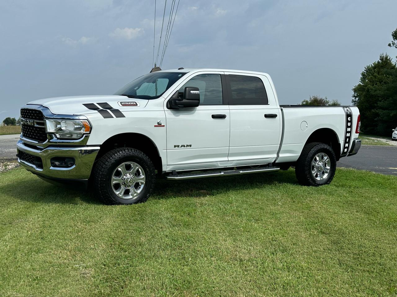 RAM 2500 Big Horn 4x4 Crew Cab 6'4" Box 2024