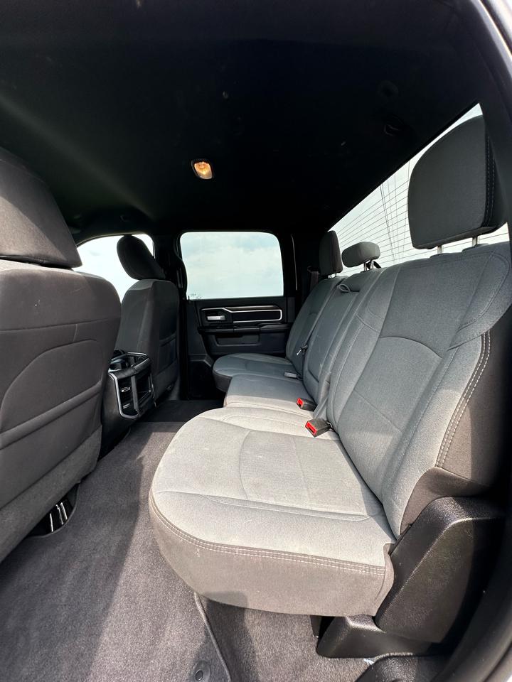 RAM 2500 Big Horn 4x4 Crew Cab 6'4" Box 2024