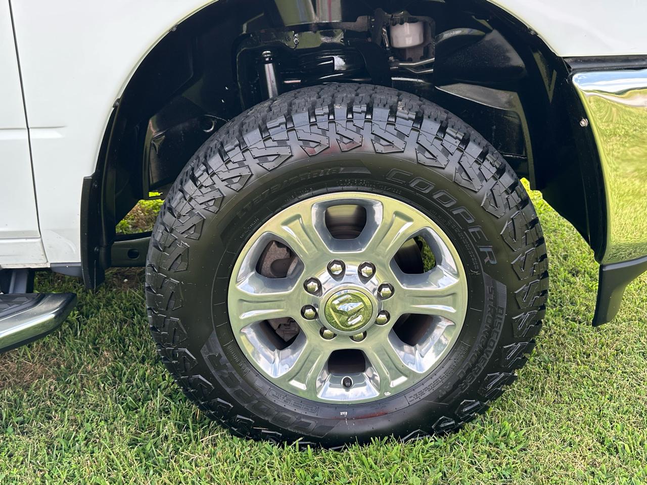 RAM 2500 Big Horn 4x4 Crew Cab 6'4" Box 2024