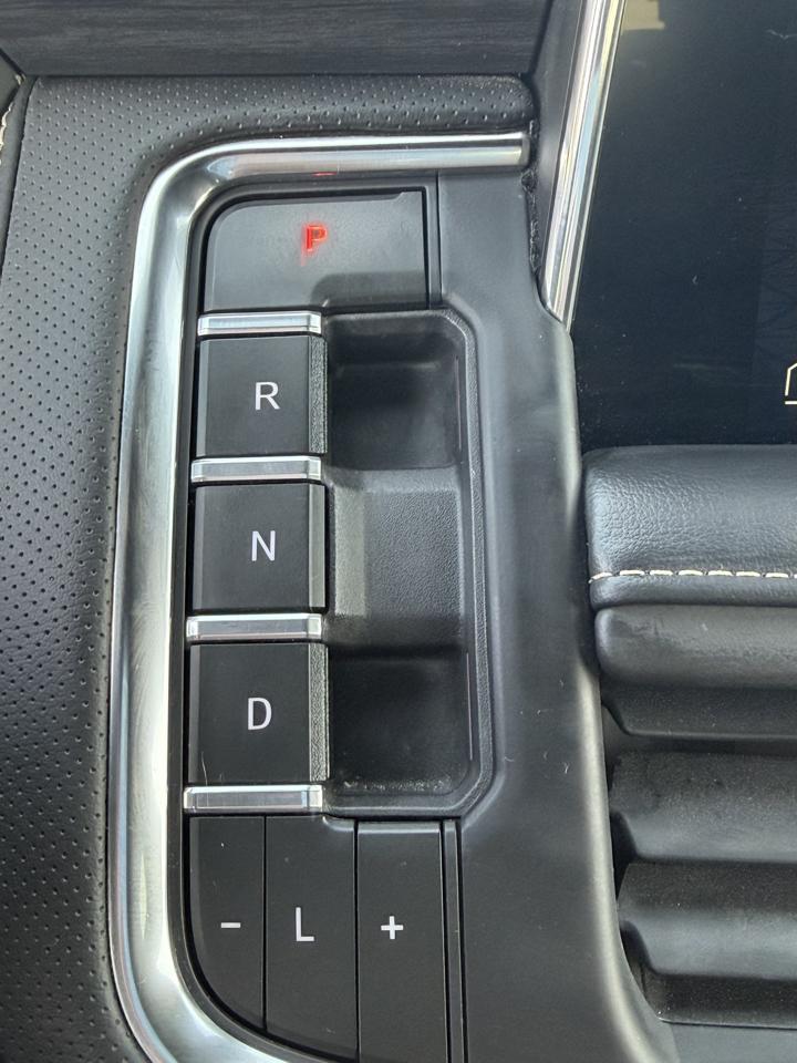 GMC Yukon 4WD 4dr SLT 2023