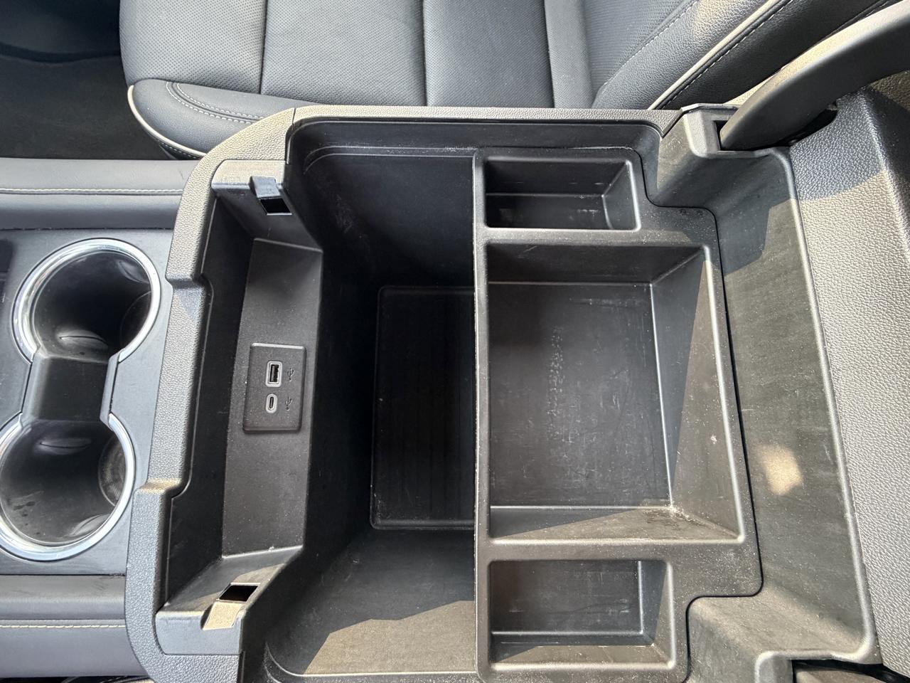 GMC Yukon 4WD 4dr SLT 2023