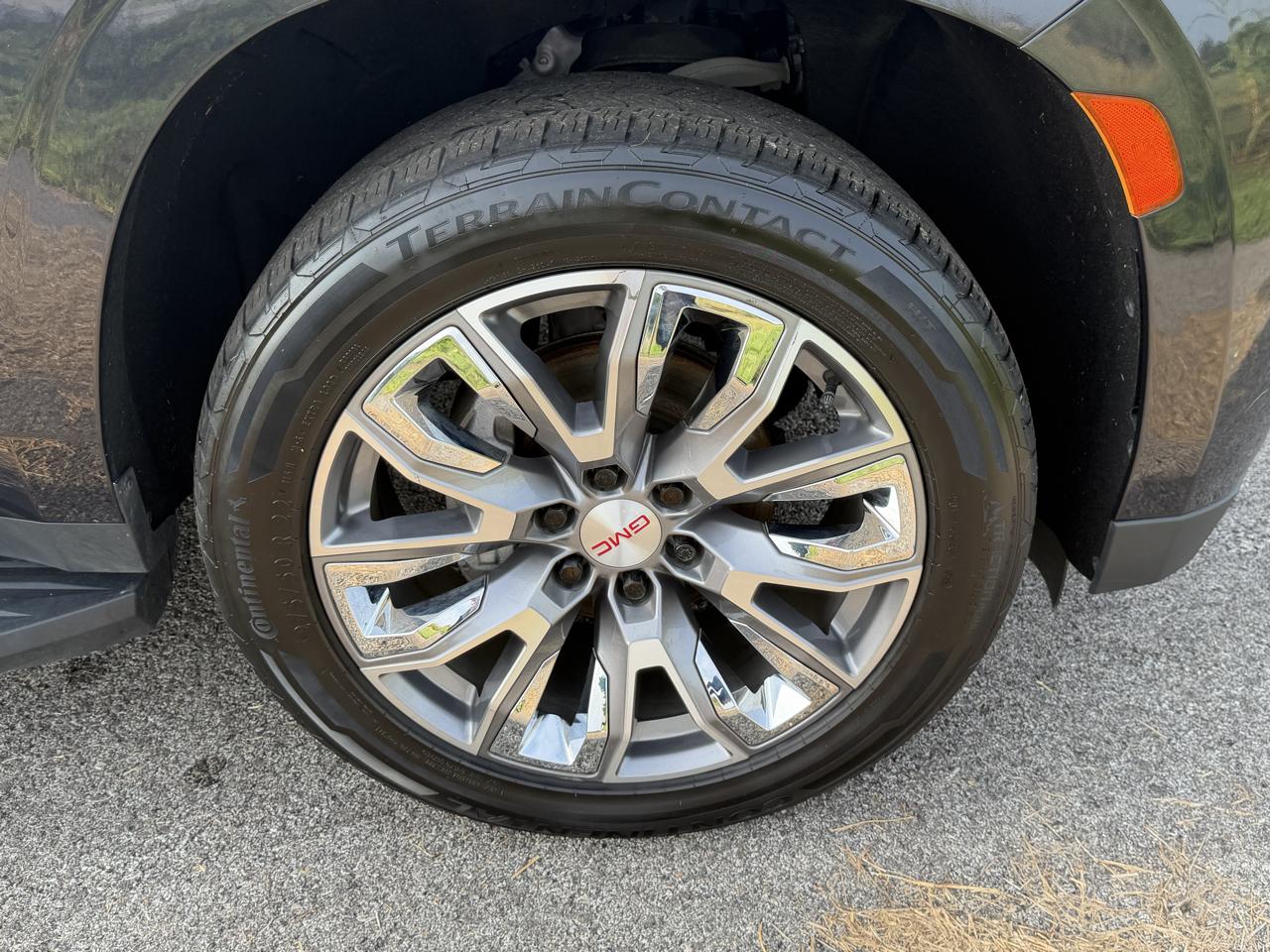 GMC Yukon 4WD 4dr SLT 2023