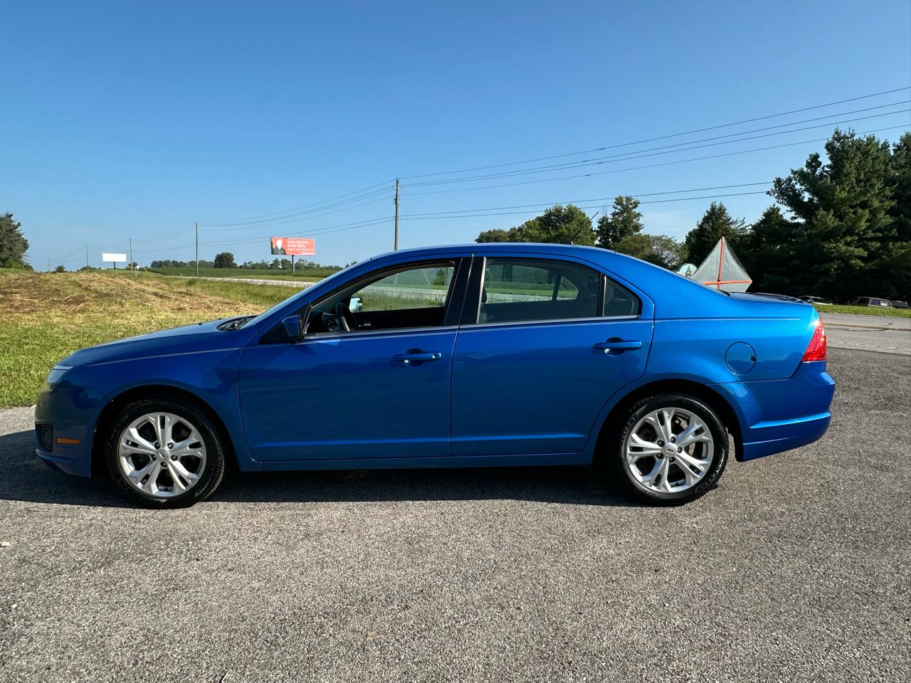 Ford Fusion 4dr Sdn SE FWD 2012