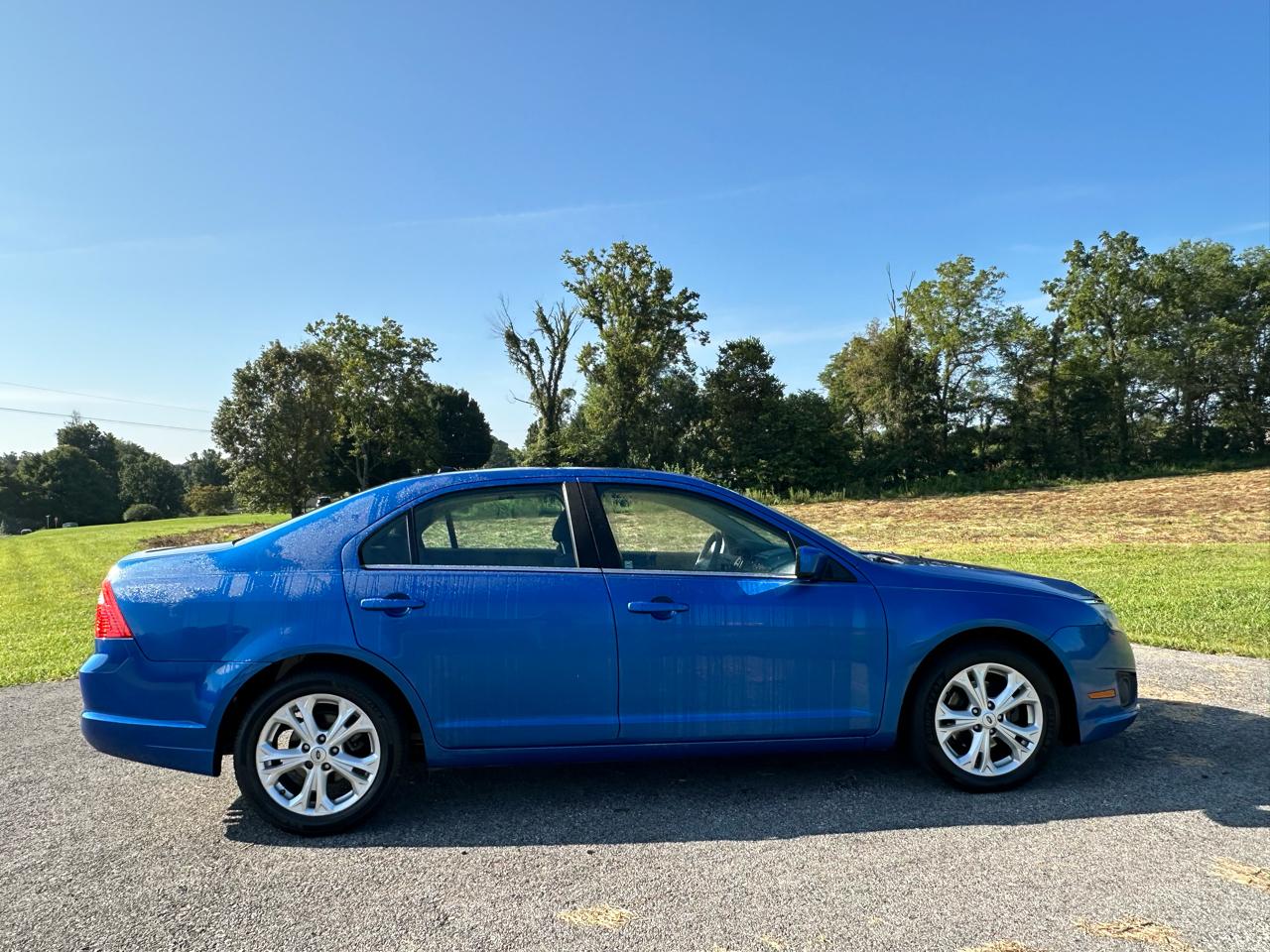 Ford Fusion 4dr Sdn SE FWD 2012