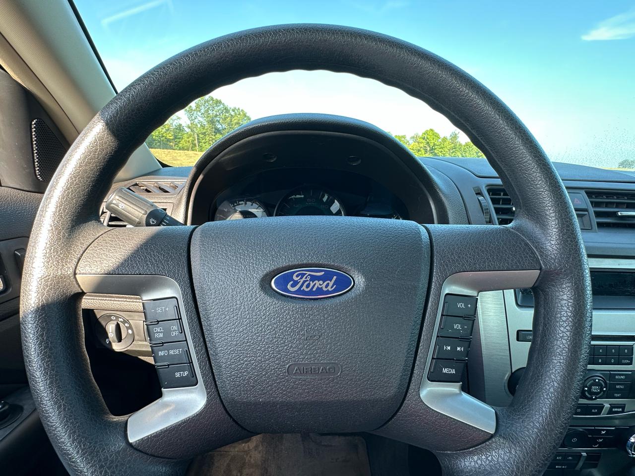 Ford Fusion 4dr Sdn SE FWD 2012