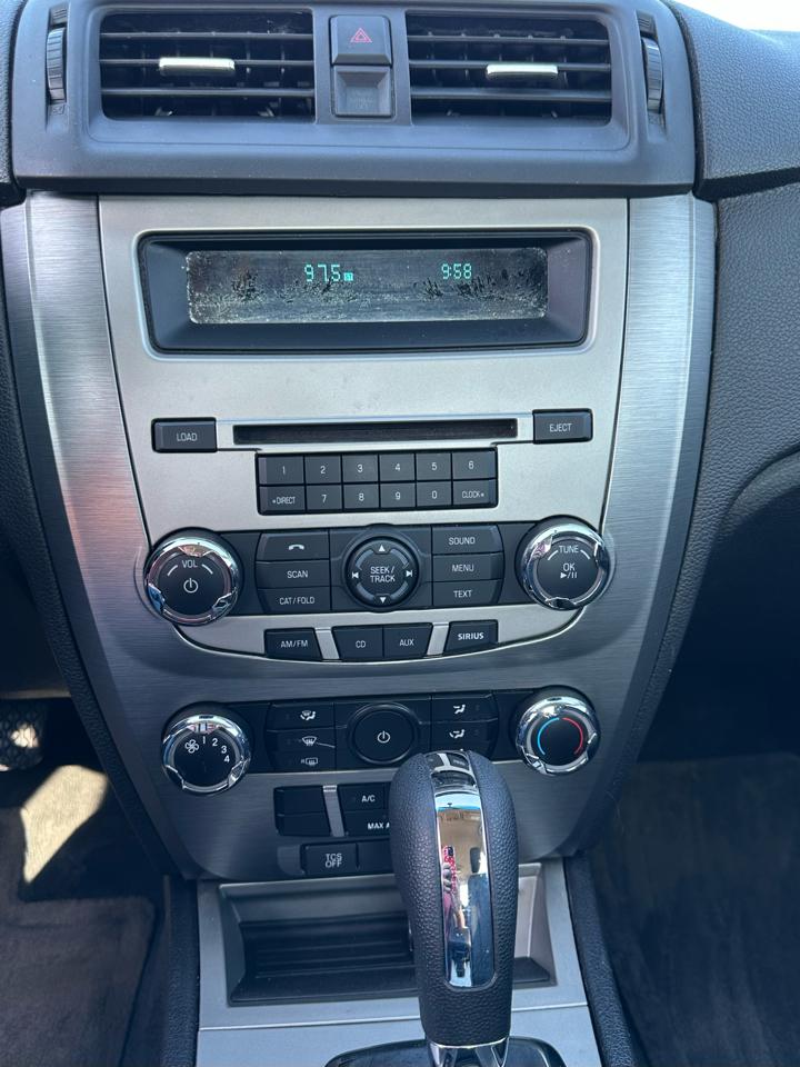 Ford Fusion 4dr Sdn SE FWD 2012