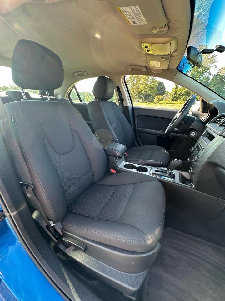 Ford Fusion 4dr Sdn SE FWD 2012