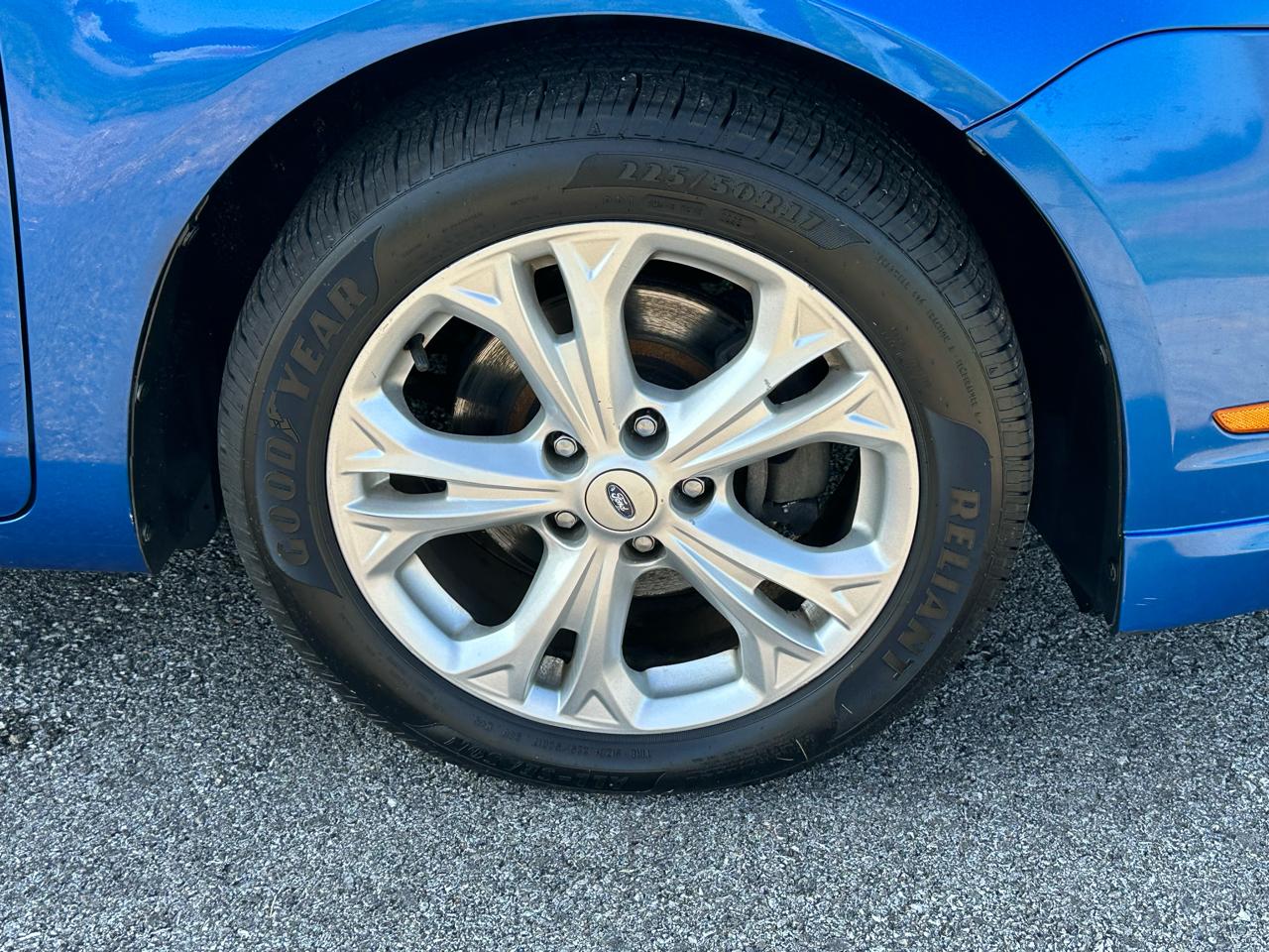 Ford Fusion 4dr Sdn SE FWD 2012