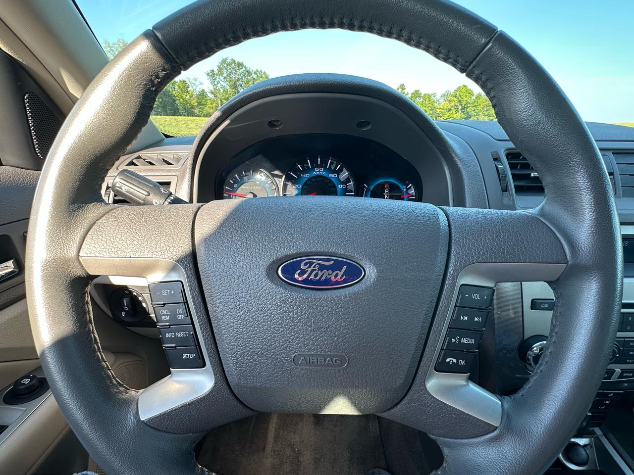 Ford Fusion 4dr Sdn SEL FWD 2011