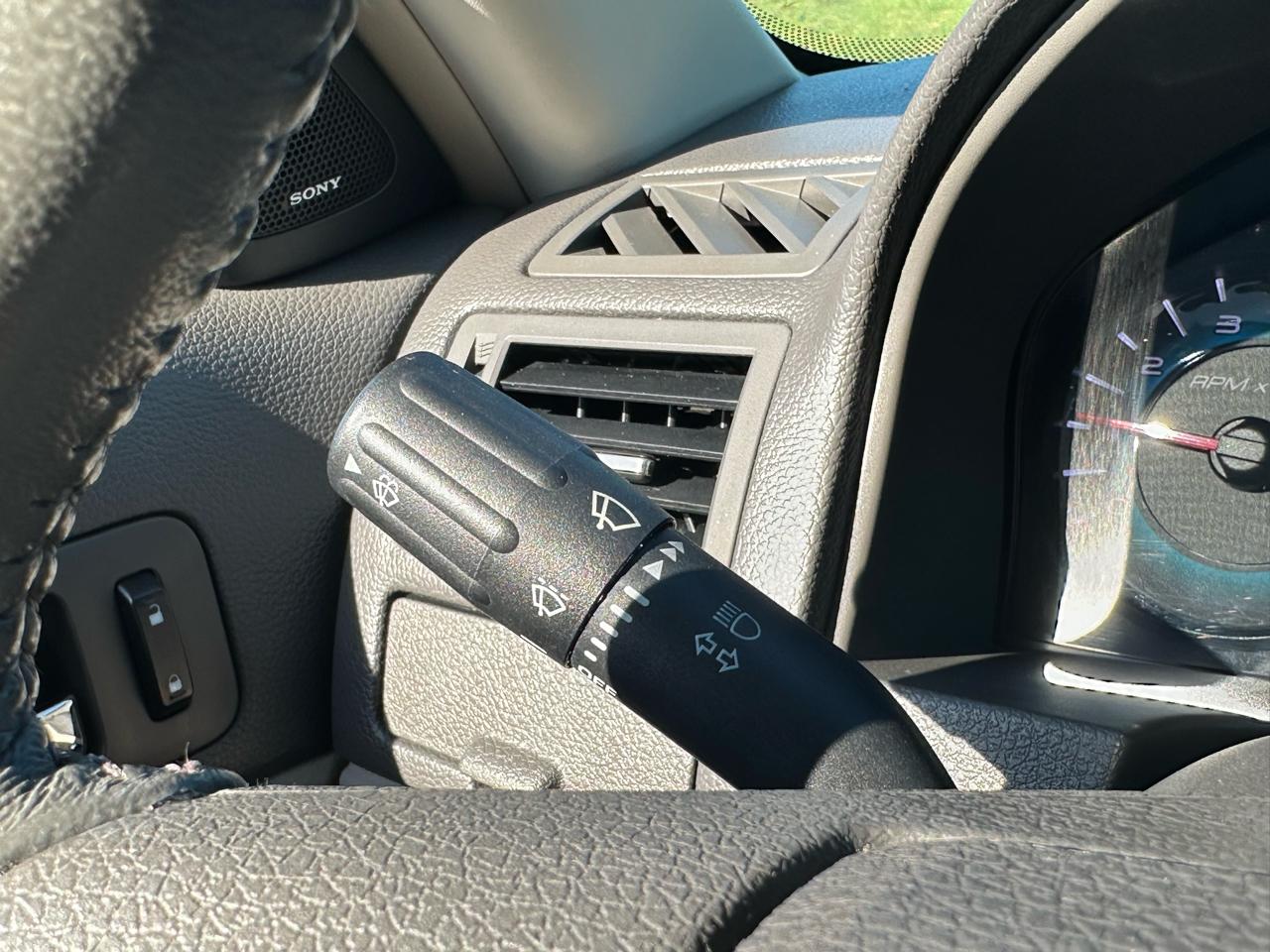 Ford Fusion 4dr Sdn SEL FWD 2011