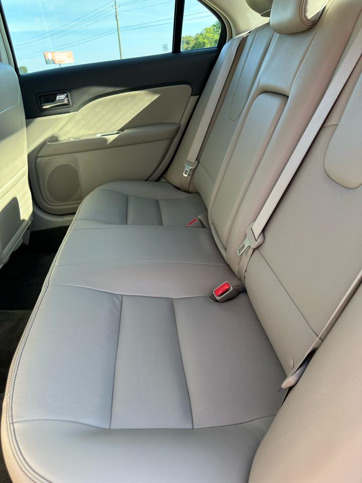 Ford Fusion 4dr Sdn SEL FWD 2011