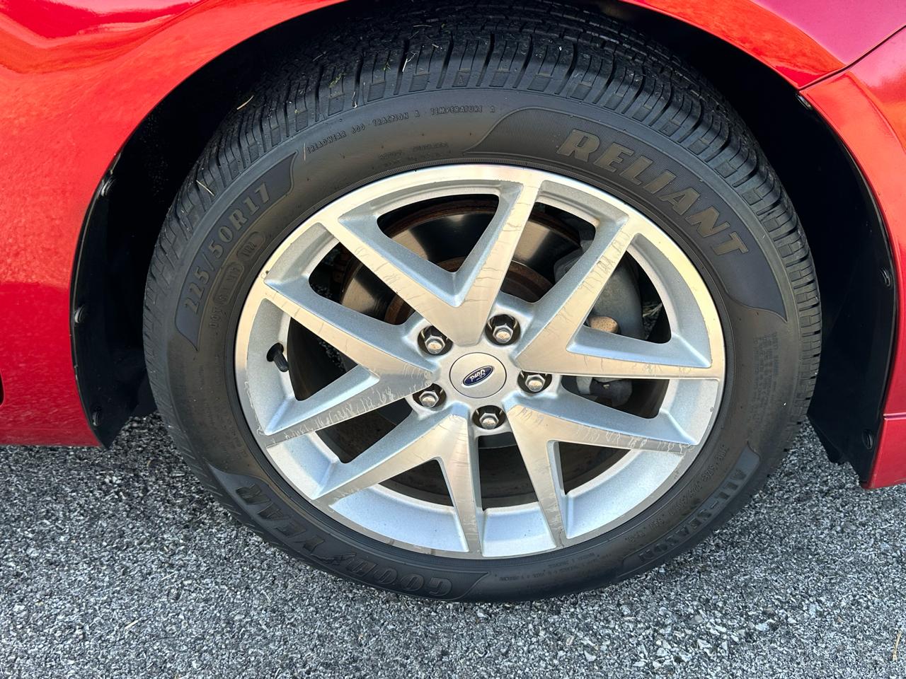Ford Fusion 4dr Sdn SEL FWD 2011