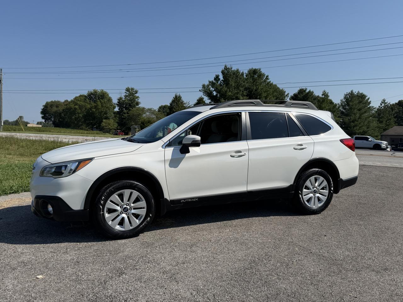 Subaru Outback 4dr Wgn 2.5i Premium PZEV 2015