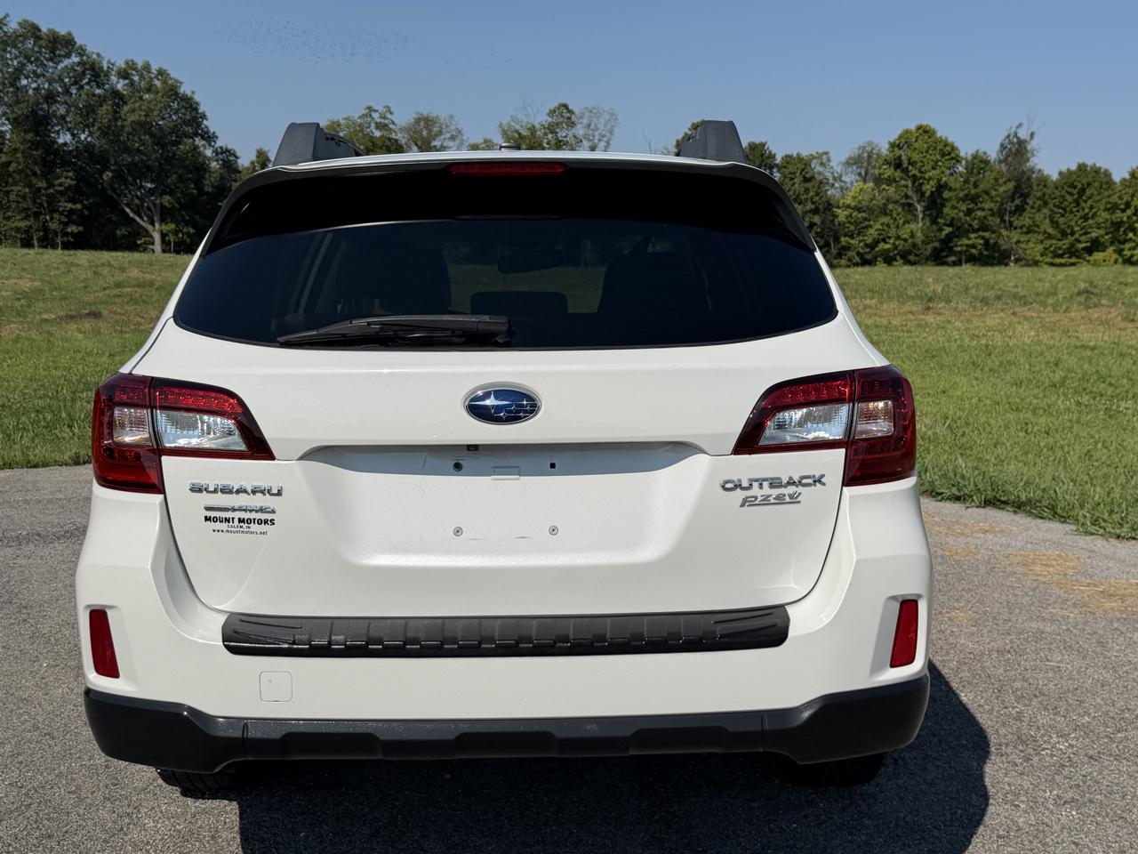 Subaru Outback 4dr Wgn 2.5i Premium PZEV 2015