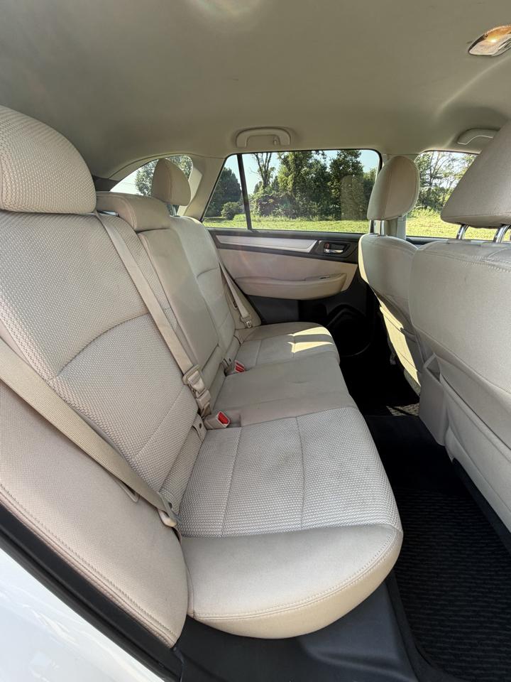 Subaru Outback 4dr Wgn 2.5i Premium PZEV 2015