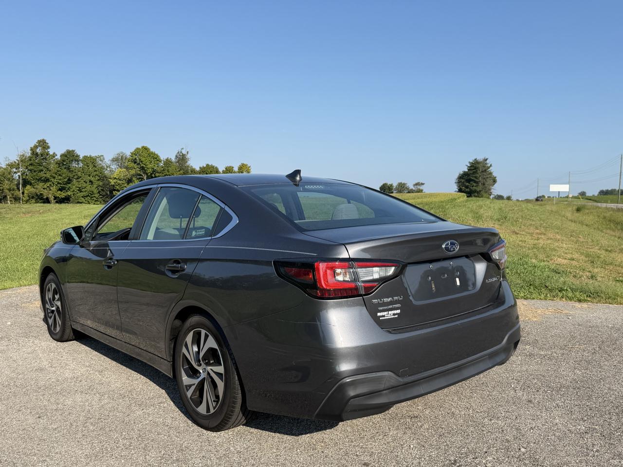 Subaru Legacy Premium CVT 2021