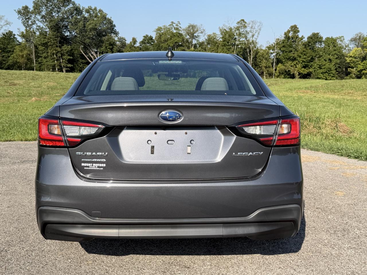 Subaru Legacy Premium CVT 2021