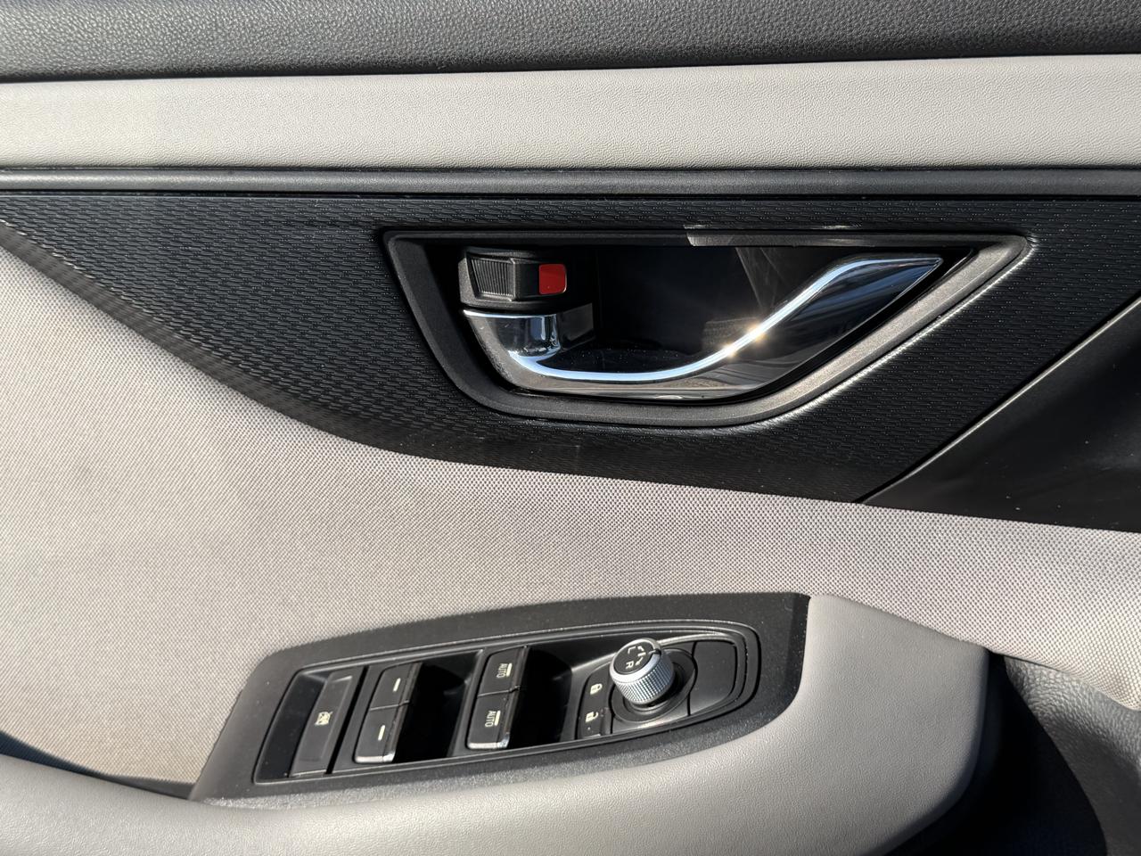 Subaru Legacy Premium CVT 2021