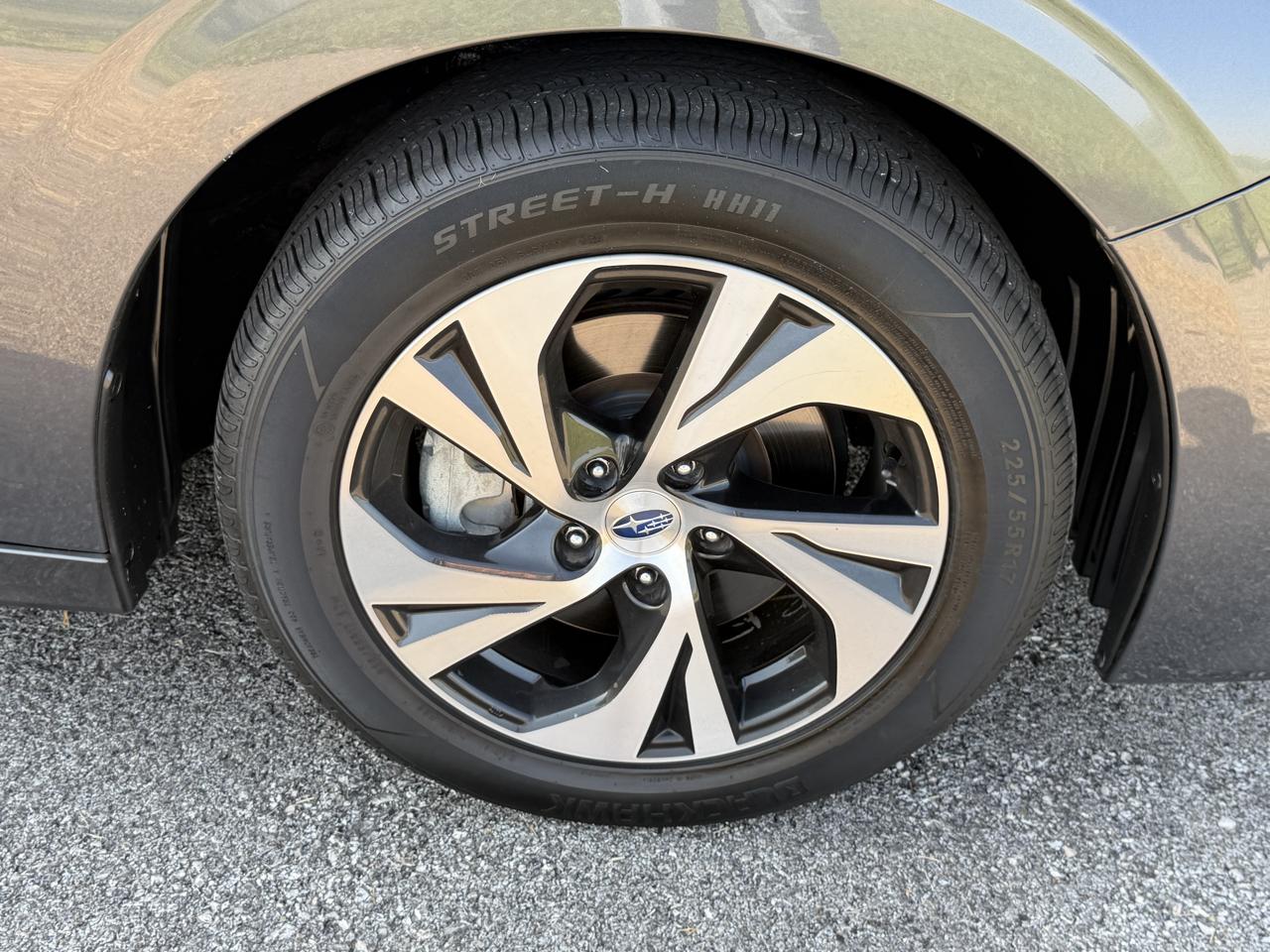 Subaru Legacy Premium CVT 2021