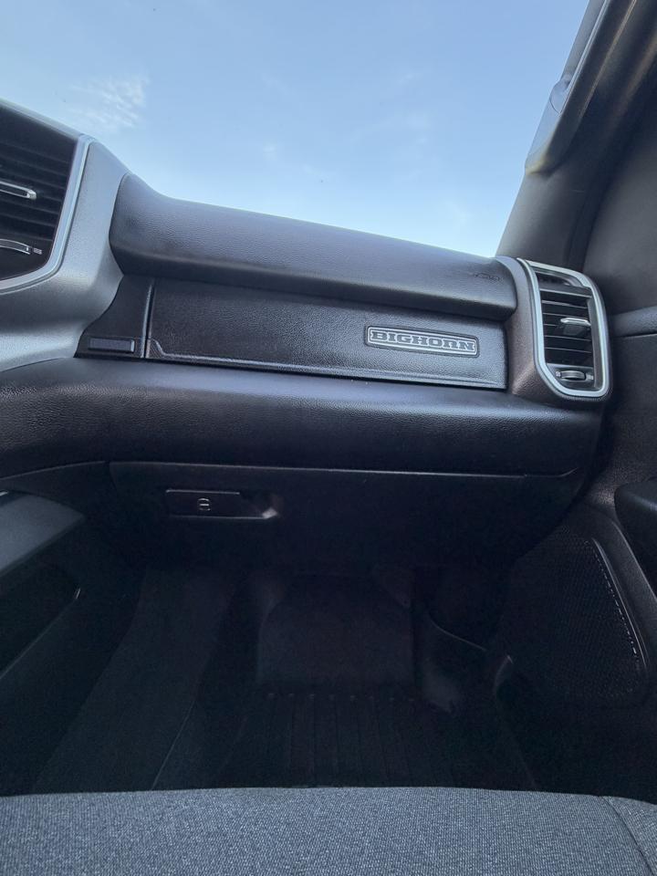 RAM 1500 Big Horn/Lone Star 4x4 Quad Cab 6'4" Box 2019