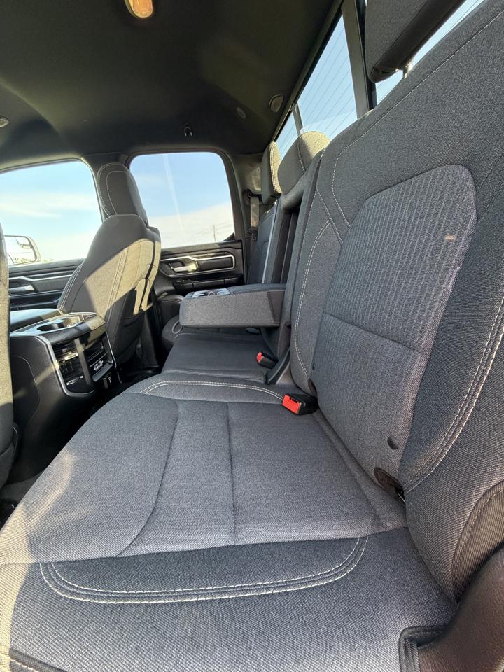 RAM 1500 Big Horn/Lone Star 4x4 Quad Cab 6'4" Box 2019