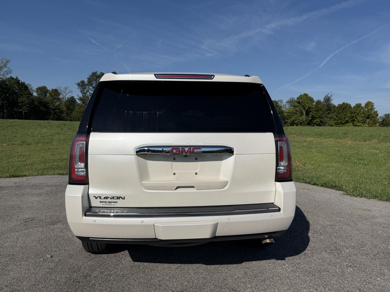 GMC Yukon 4WD 4dr Denali 2015