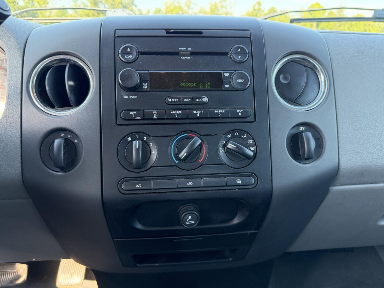 Ford F-150 Supercab 145" Lariat 4WD 2006