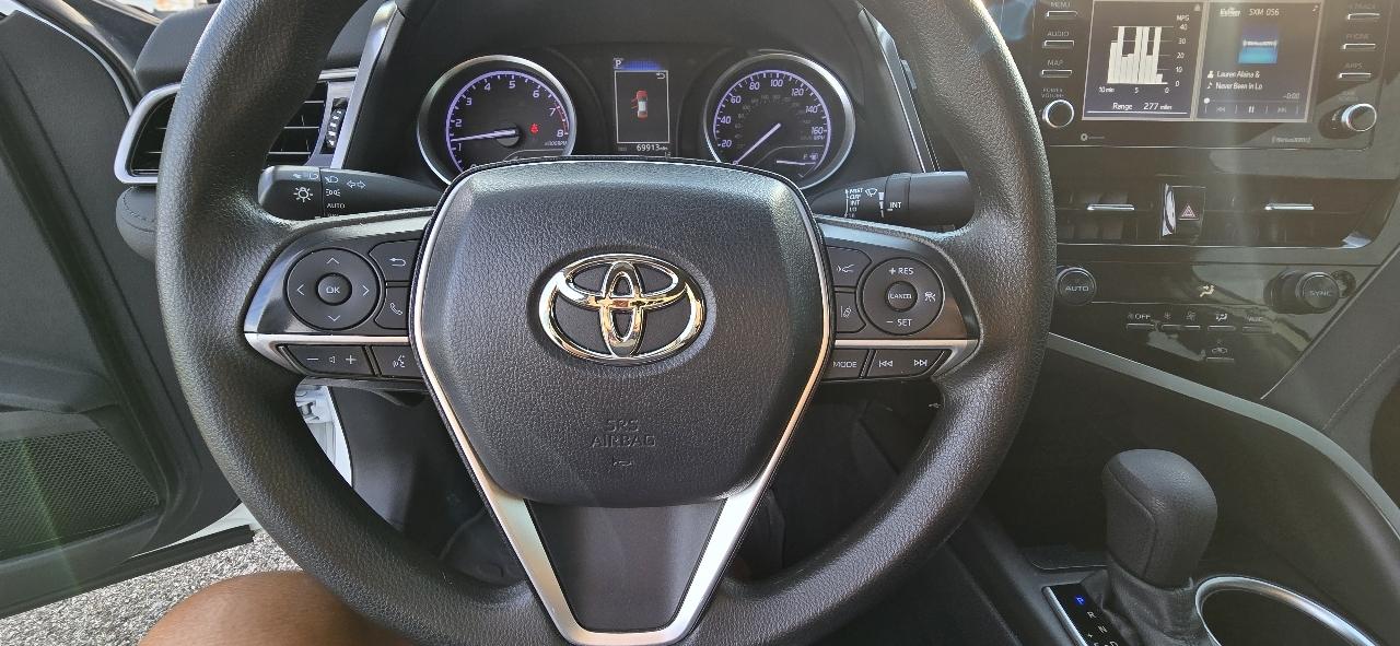 Toyota Camry LE Auto (Natl) 2022